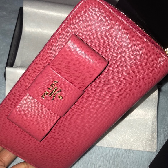 Prada Saffiano Fiocco Bow Tie Zippy Wallet - Picture 5 of 6